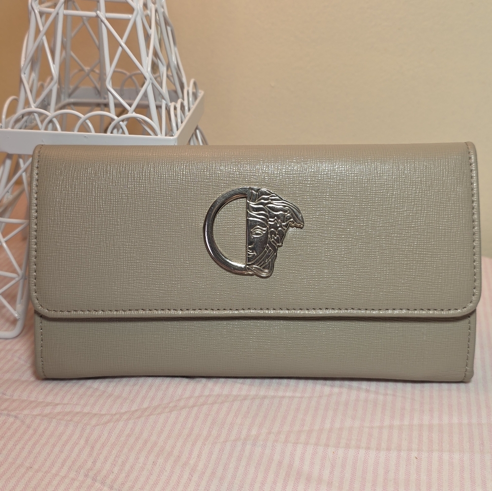 Versace Womans Continental Medusa Long Wallet.Taupe. EUC.